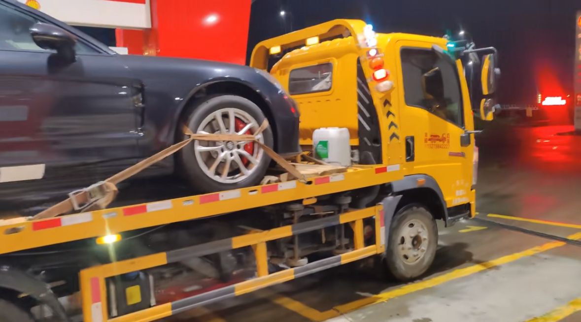 北碚行车途中遇到突发状况该如何呼叫道路救援？